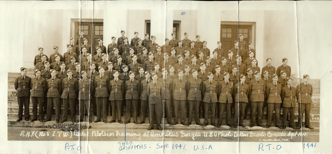 group-picture-toronto-september-1941